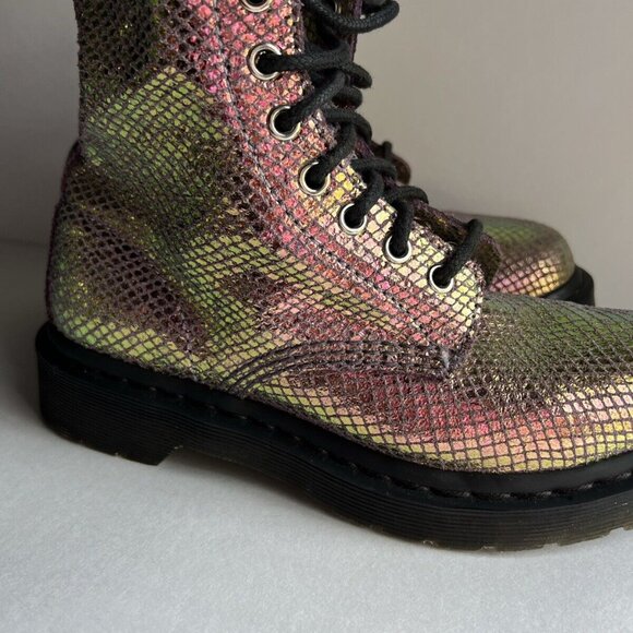 Dr. Martens 1460 Pascal Pink Iridescent Metallic Shiny Combat Boots Size 6 - Picture 5 of 16